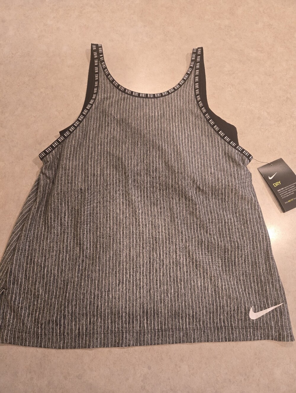 Nike Girls Top - Size XL
